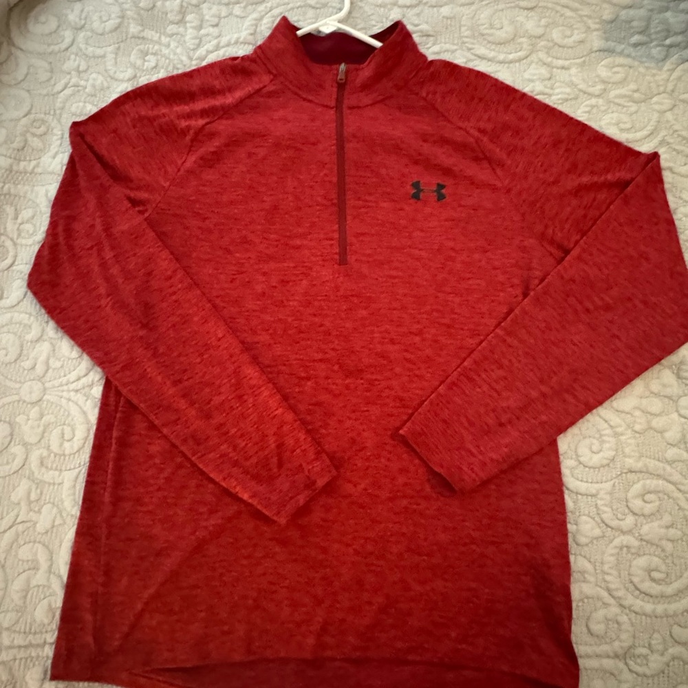 Under Armour Loose Fit 1/4 Zip. Great condition, rarely worn. Smoke free home. - Picture 5 of 5